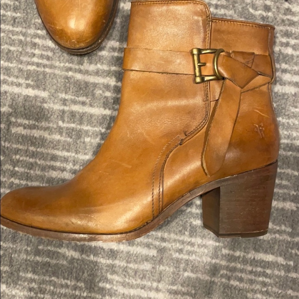 Size 10 Frye side zip boot